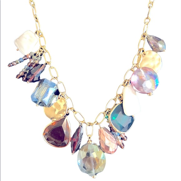 Eye Catching Crystal Multicolor Necklace - Picture 2 of 4
